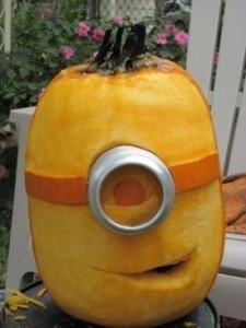 funny-Halloween-pumpking-minion