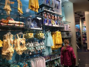 disney shop verona1